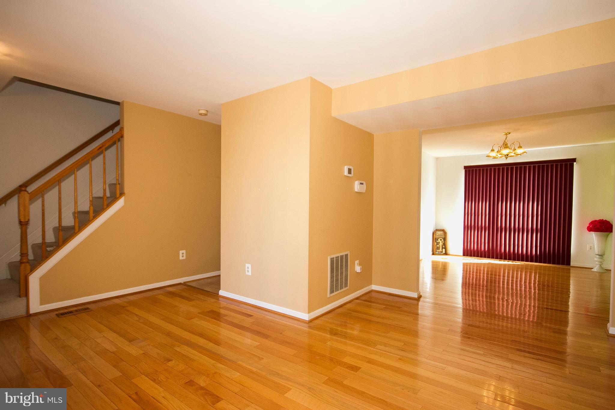 4305 Spring Avenue Baltimore, MD 21227 - Photo 5 of 29 Interior (General)