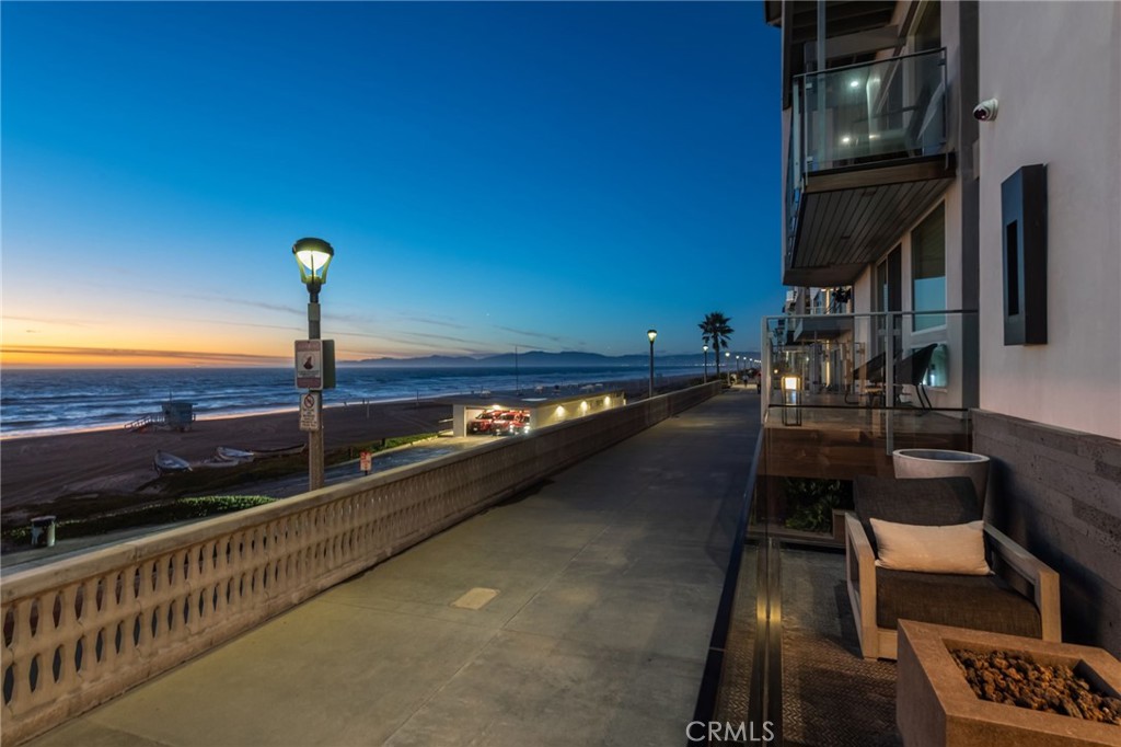 2200 The Strand, Unit A Manhattan Beach, CA 90266 - Photo 2 of 38 a view of a balcony with an ocean view