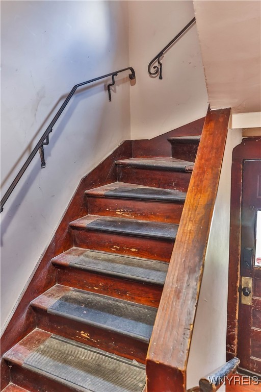 148 Nassau Avenue Tonawanda Town, NY 14217 - Photo 16 of 40