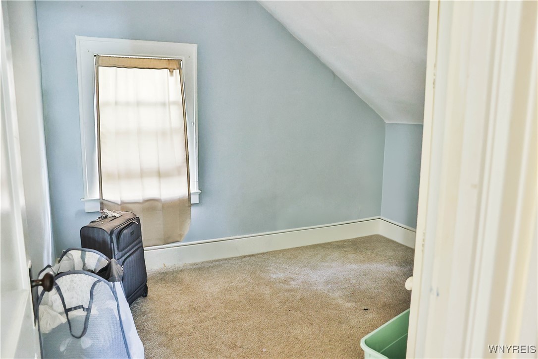 148 Nassau Avenue Tonawanda Town, NY 14217 - Photo 29 of 40