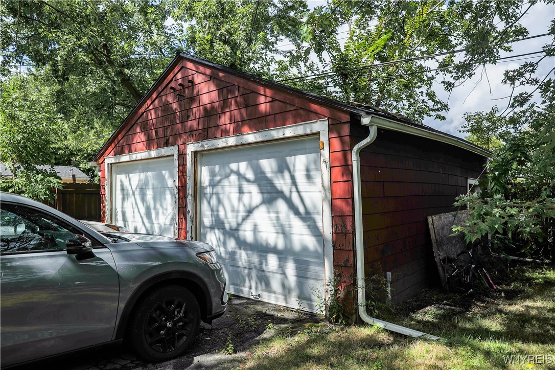 148 Nassau Avenue Tonawanda Town, NY 14217 - Photo 36 of 40