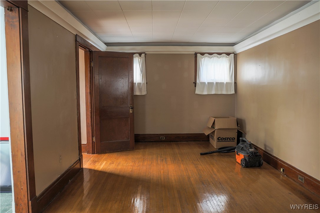 148 Nassau Avenue Tonawanda Town, NY 14217 - Photo 6 of 40