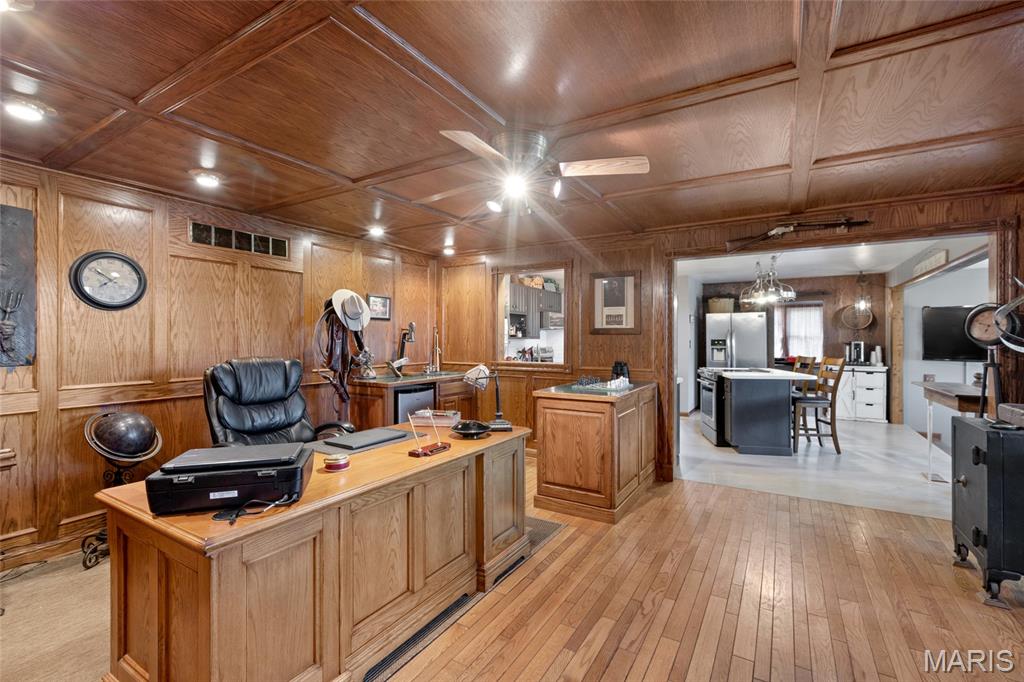21069 Colony Church Road Farmington, MO 63640 - Photo 32 of 53