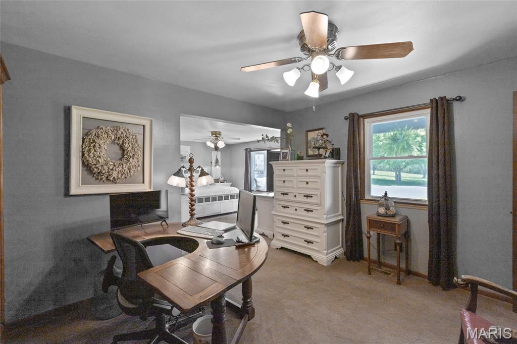 21069 Colony Church Road Farmington, MO 63640 - Photo 10 of 53