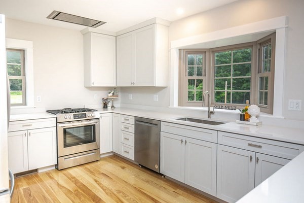 66 Butternut Road Westfield, MA 01085 - Photo 4 of 42 Gallery Image 4