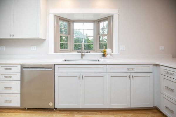66 Butternut Road Westfield, MA 01085 - Photo 7 of 42 Gallery Image 7