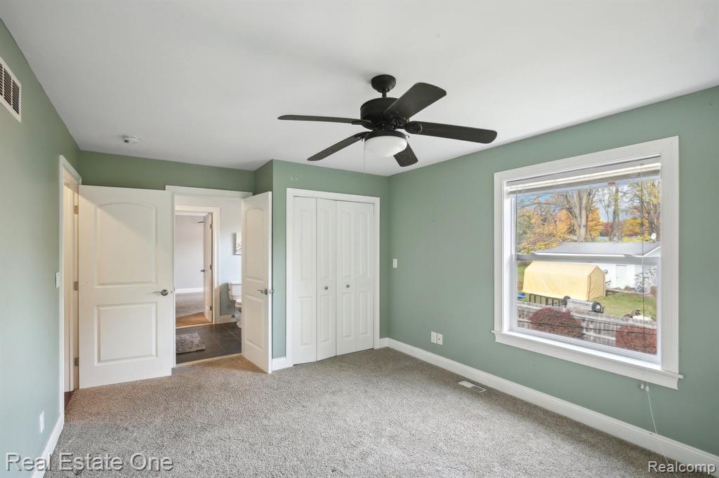 1100 Harding Avenue Rochester Hills, MI 48307 - Photo 31 of 37