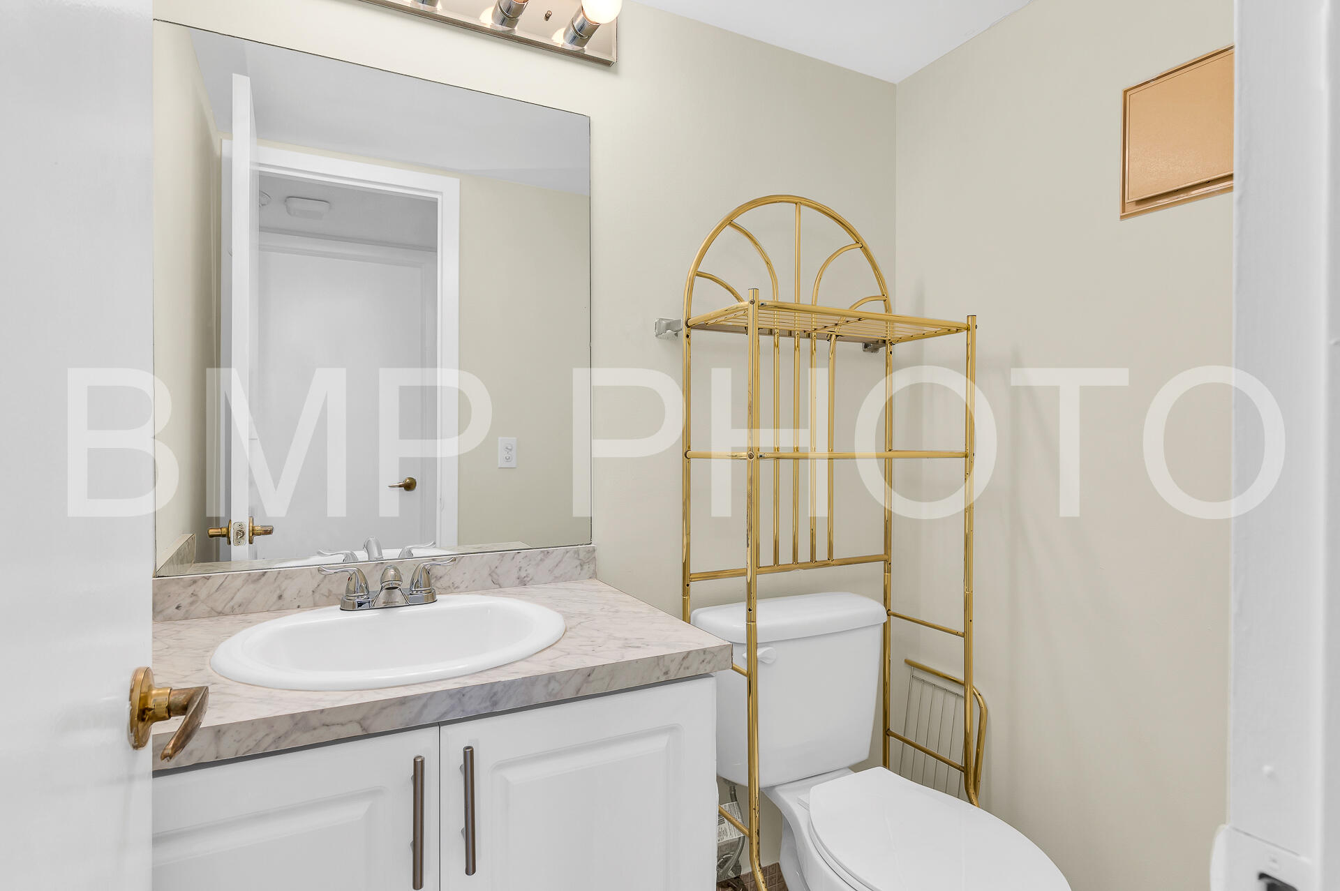 3053 Ainslie Drive Boca Raton, FL 33434 - Photo 10 of 15 photo-10