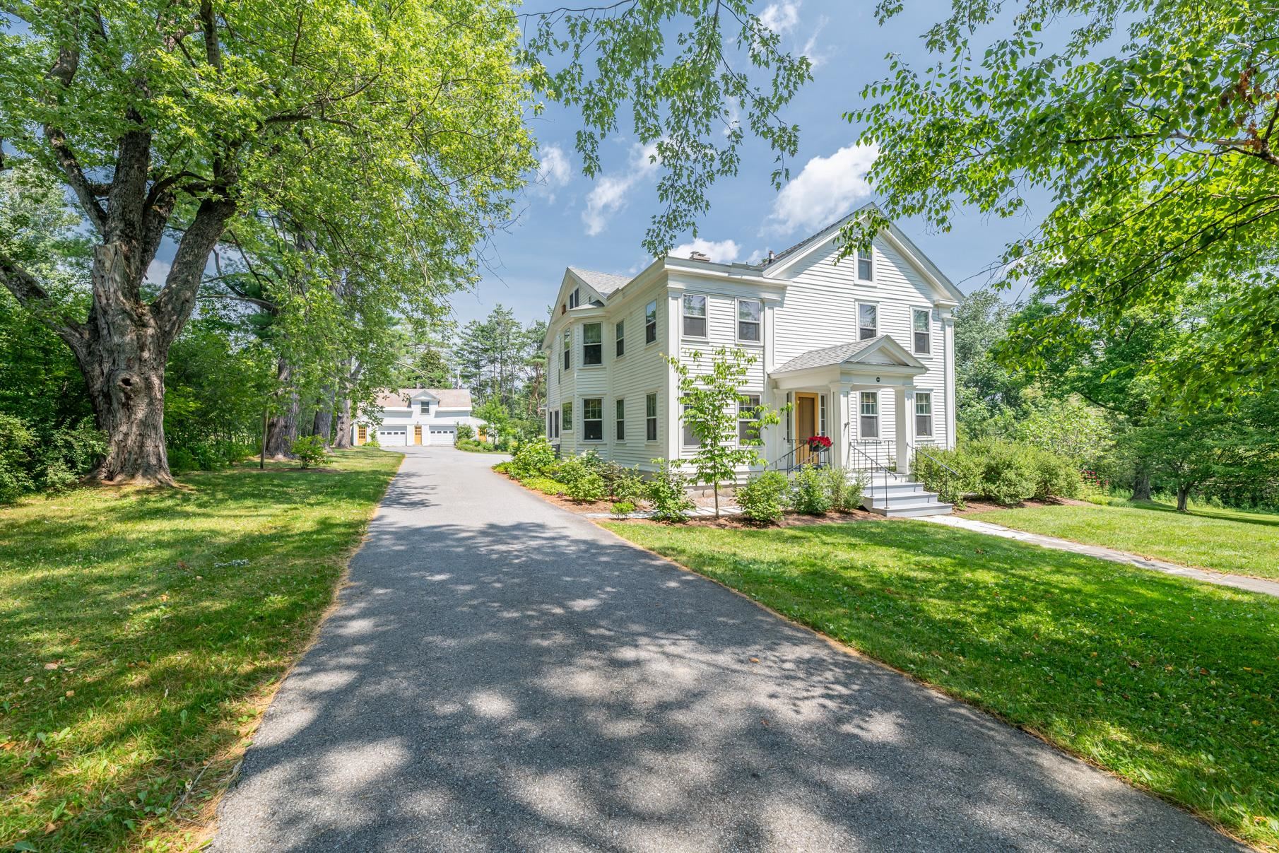 212 Taconic Road Manchester, VT 05254 - Photo 1 of 37 Gallery Image 1