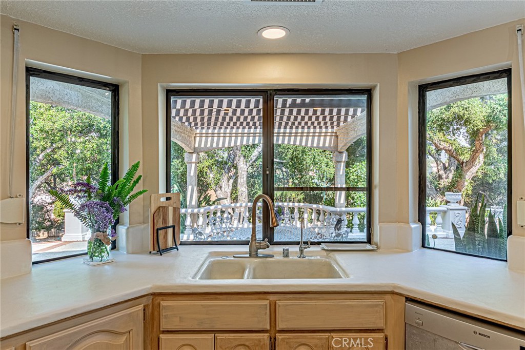 1737 Gainsborough Road San Dimas, CA 91773 - Photo 17 of 75