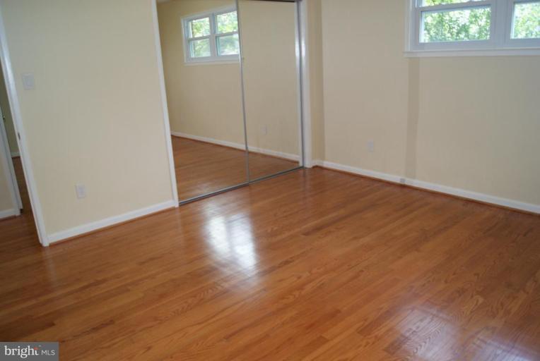 5202 Milland Street Springfield, VA 22151 - Photo 6 of 26 Master Bedroom