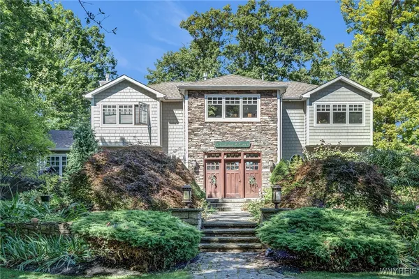 $1,099,000 | 941 Lake Road, Porter, NY 14174