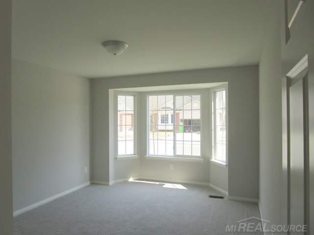 47355 Mariners New Baltimore, MI 48051 - Photo 11 of 14
