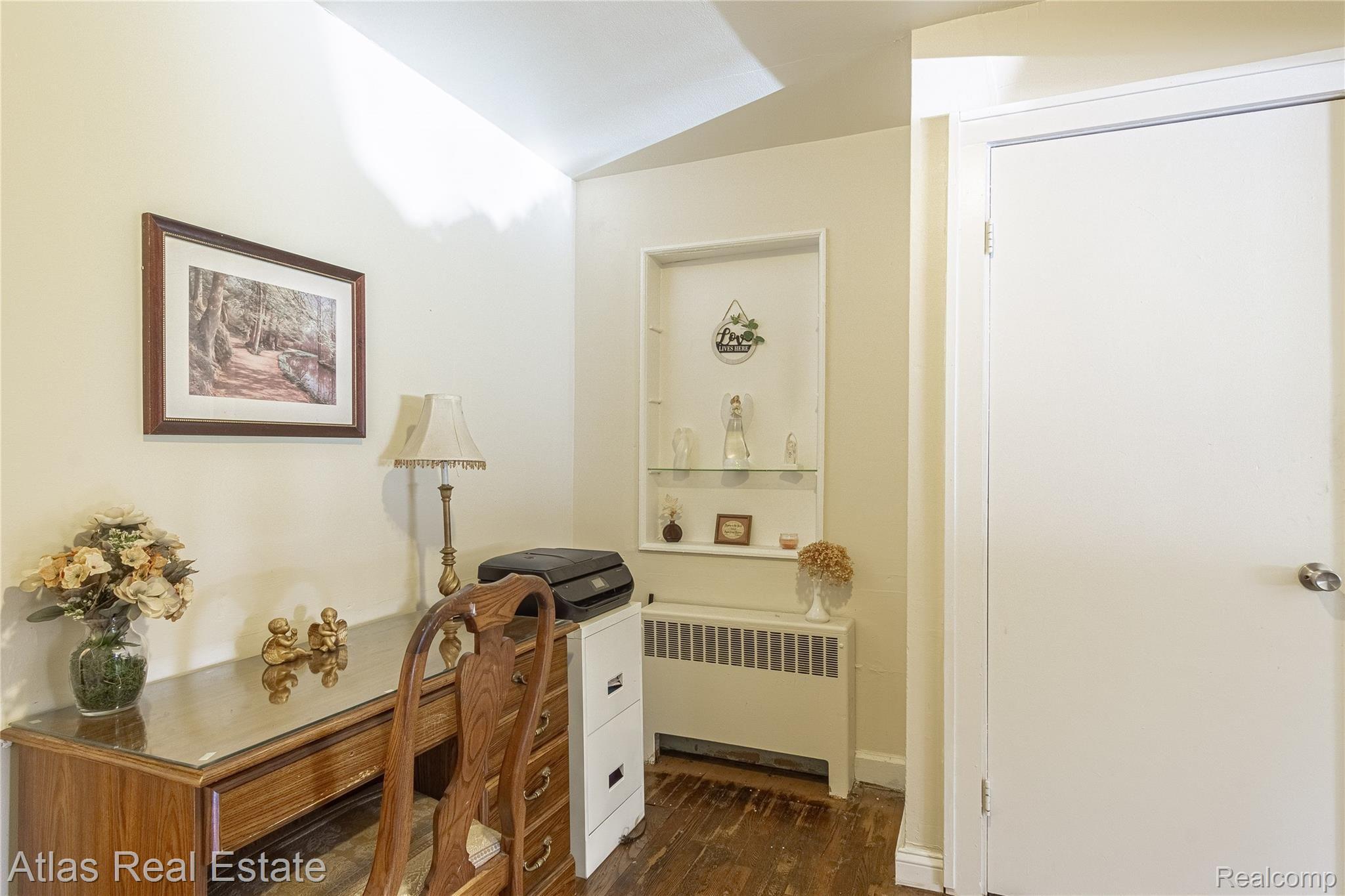4333 Howe Road Grand Blanc, MI 48439 - Photo 32 of 42 Interiors (20 of 31).jpg