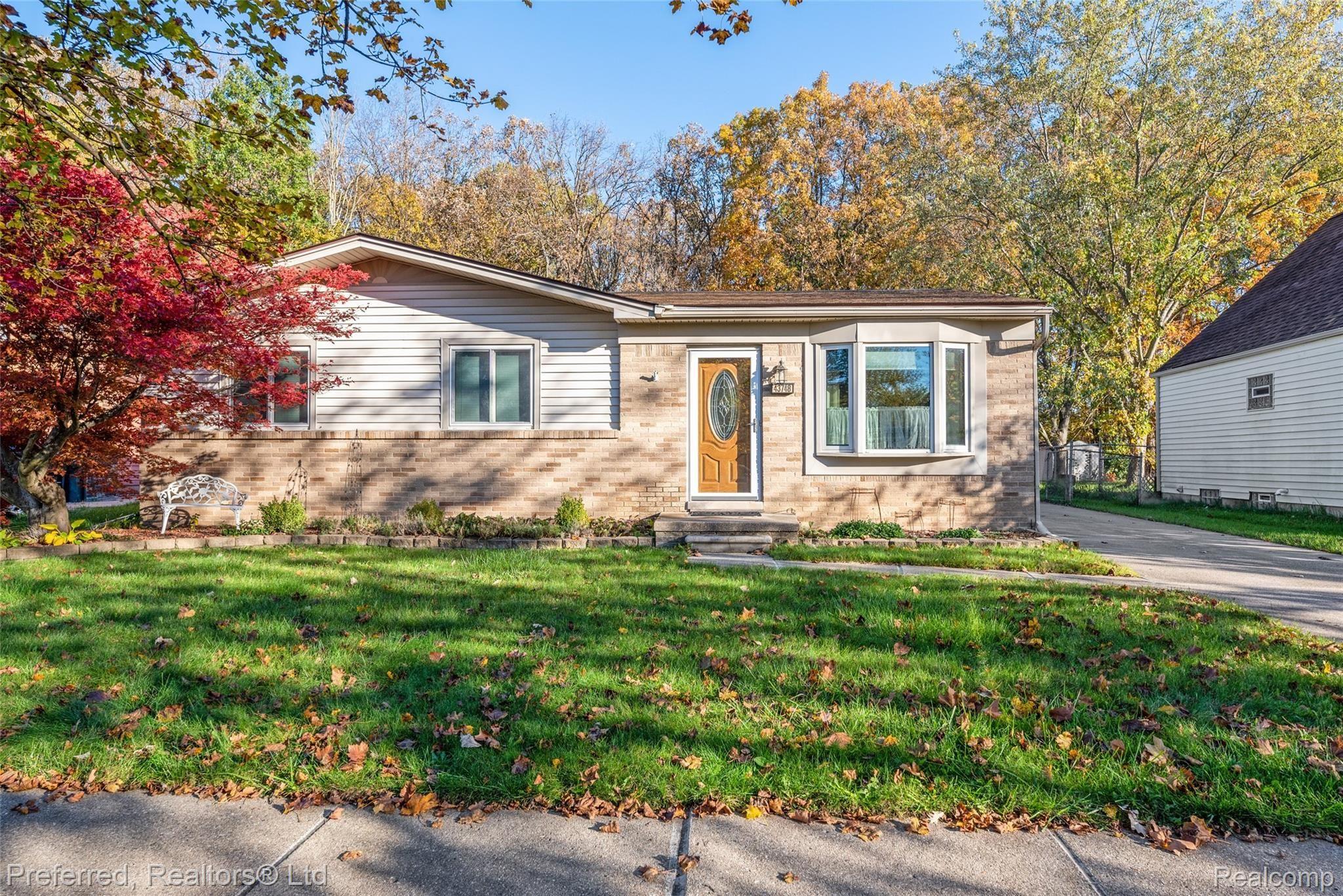 43748 Proctor Road Canton, MI 48188 - Photo 1 of 20 DSC_7867.jpg
