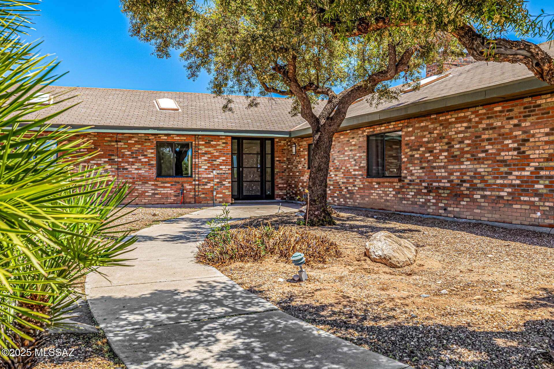 9840 North Desert Sky Road Tucson, AZ 85737 - Photo 4 of 46