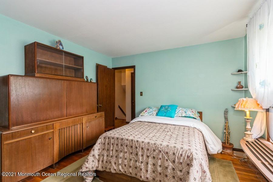 74 Valley View Road Hamilton, NJ 08620 - Photo 14 of 20 13_74-Valley-View-Rd_18002_Bedroom_Web