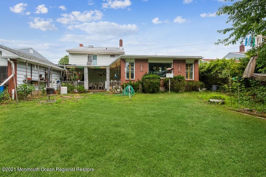 74 Valley View Road Hamilton, NJ 08620 - Photo 18 of 20 18_74-Valley-View-Rd_59001_Rear-View_Web