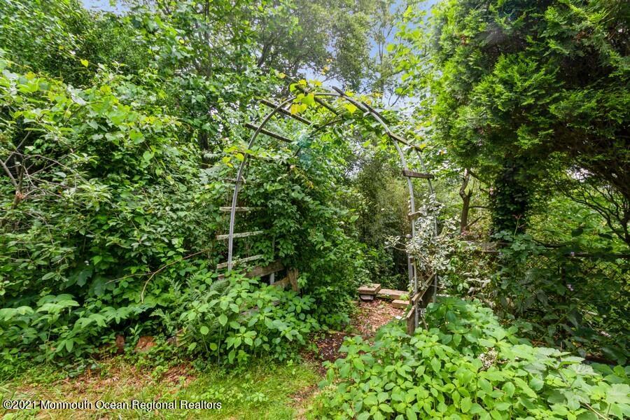 74 Valley View Road Hamilton, NJ 08620 - Photo 20 of 20 20_74-Valley-View-Rd_26004_Back-Yard_Web