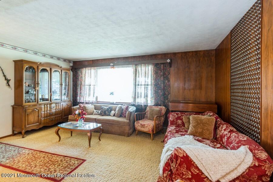 74 Valley View Road Hamilton, NJ 08620 - Photo 5 of 20 04_74-Valley-View-Rd_10001_Living-Room_W