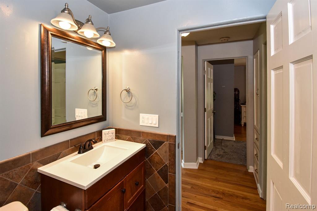 564 Bloomer Ridge Drive Rochester, MI 48307 - Photo 42 of 66