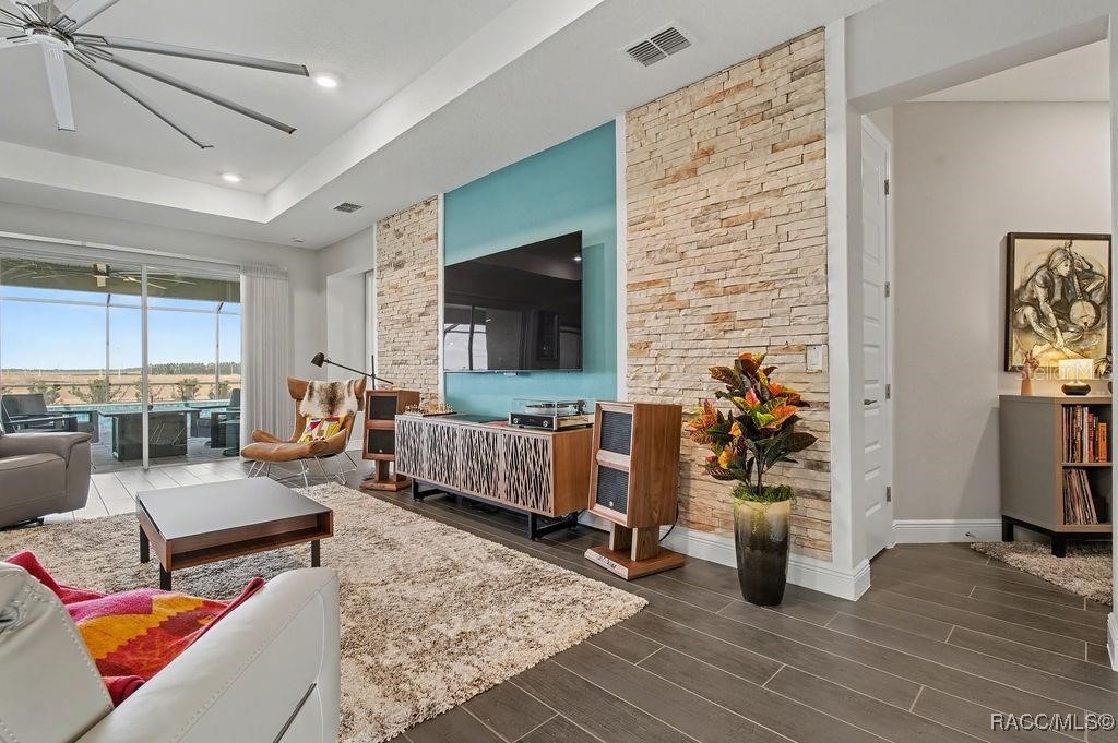 9963 Southwest 82nd Street Road Ocala, FL 34481 - Photo 6 of 43 Gallery Image 6