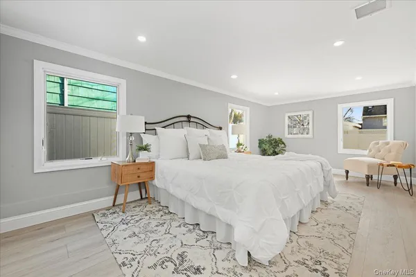 $1,129,000 | 1050 Hastings Street, Baldwin, NY 11510