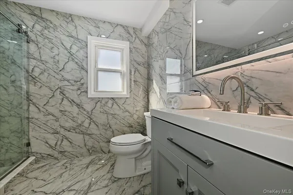 $1,129,000 | 1050 Hastings Street, Baldwin, NY 11510