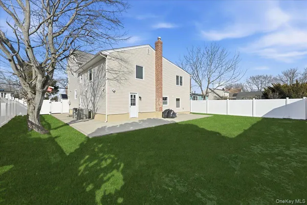 $1,129,000 | 1050 Hastings Street, Baldwin, NY 11510