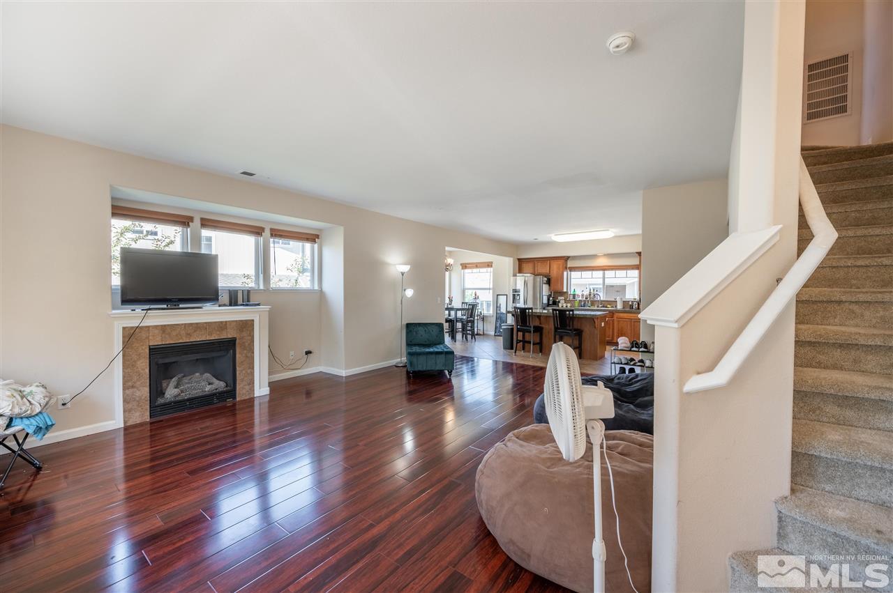 490 Preston Burr Lane Reno, NV 89503 - Photo 5 of 24 Photo 5