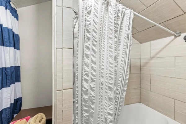 $135,000 | 211 8th Street, Levelland, TX 79336