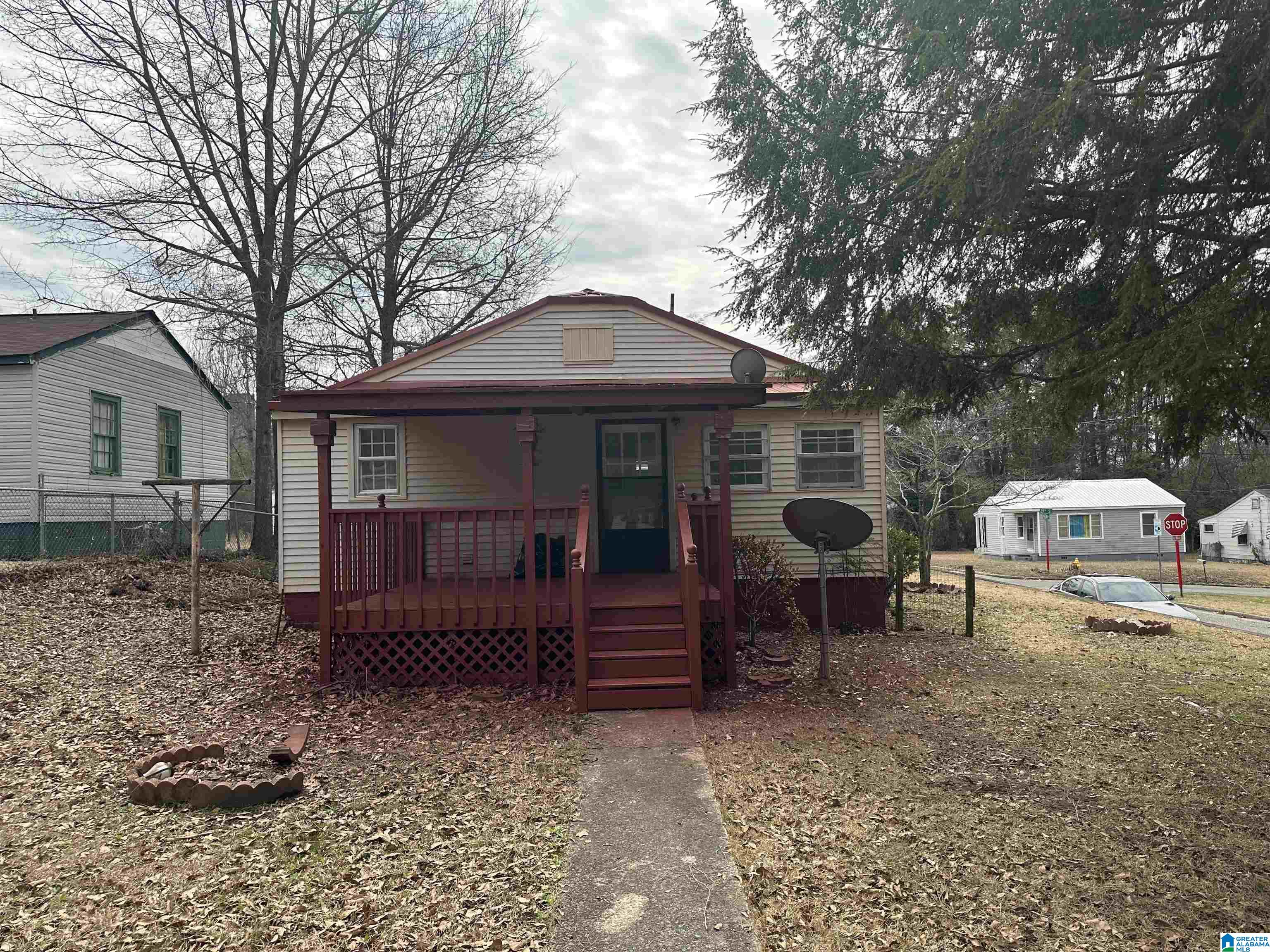 301 East 29th Street Anniston, AL 36201 - Photo 3 of 25
