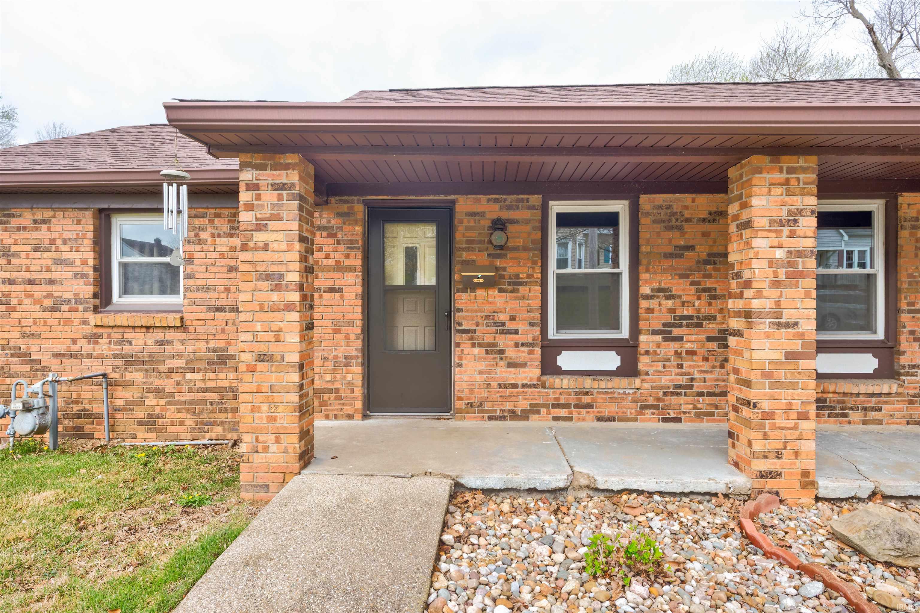 703 Northwest 1st Street Washington, IN 47501 - Photo 1 of 32