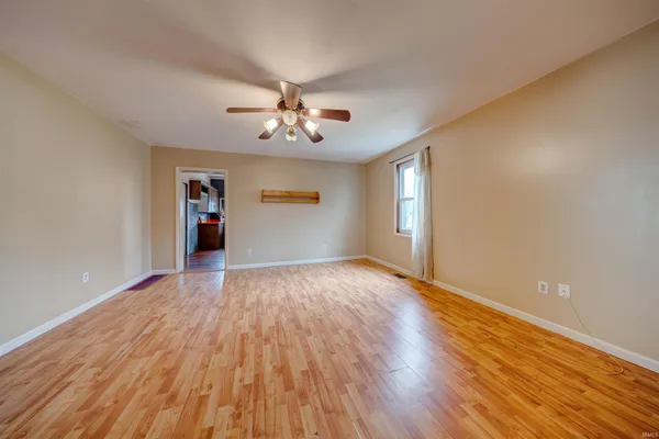 $175,000 | 703 Northwest 1st Street, Washington, IN 47501