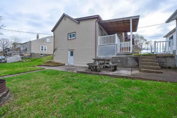 $175,000 | 703 Northwest 1st Street, Washington, IN 47501