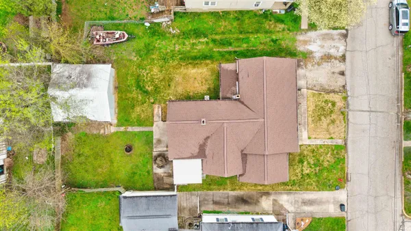 $175,000 | 703 Northwest 1st Street, Washington, IN 47501