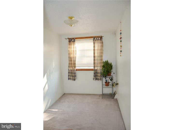 1909 Carter Road Folcroft, PA 19032 - Photo 6 of 9