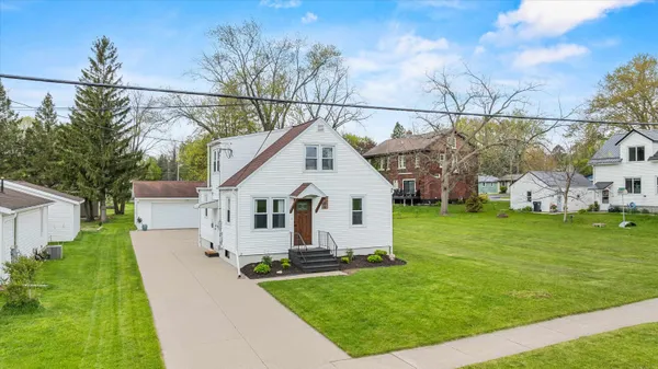 $224,900 | 806 East Doege Street, Marshfield, WI 54449