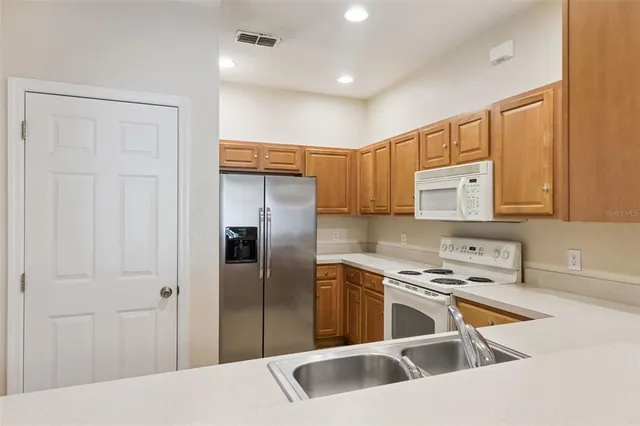 $349,000 | 1336 Falling Star Lane, Orlando, FL 32828