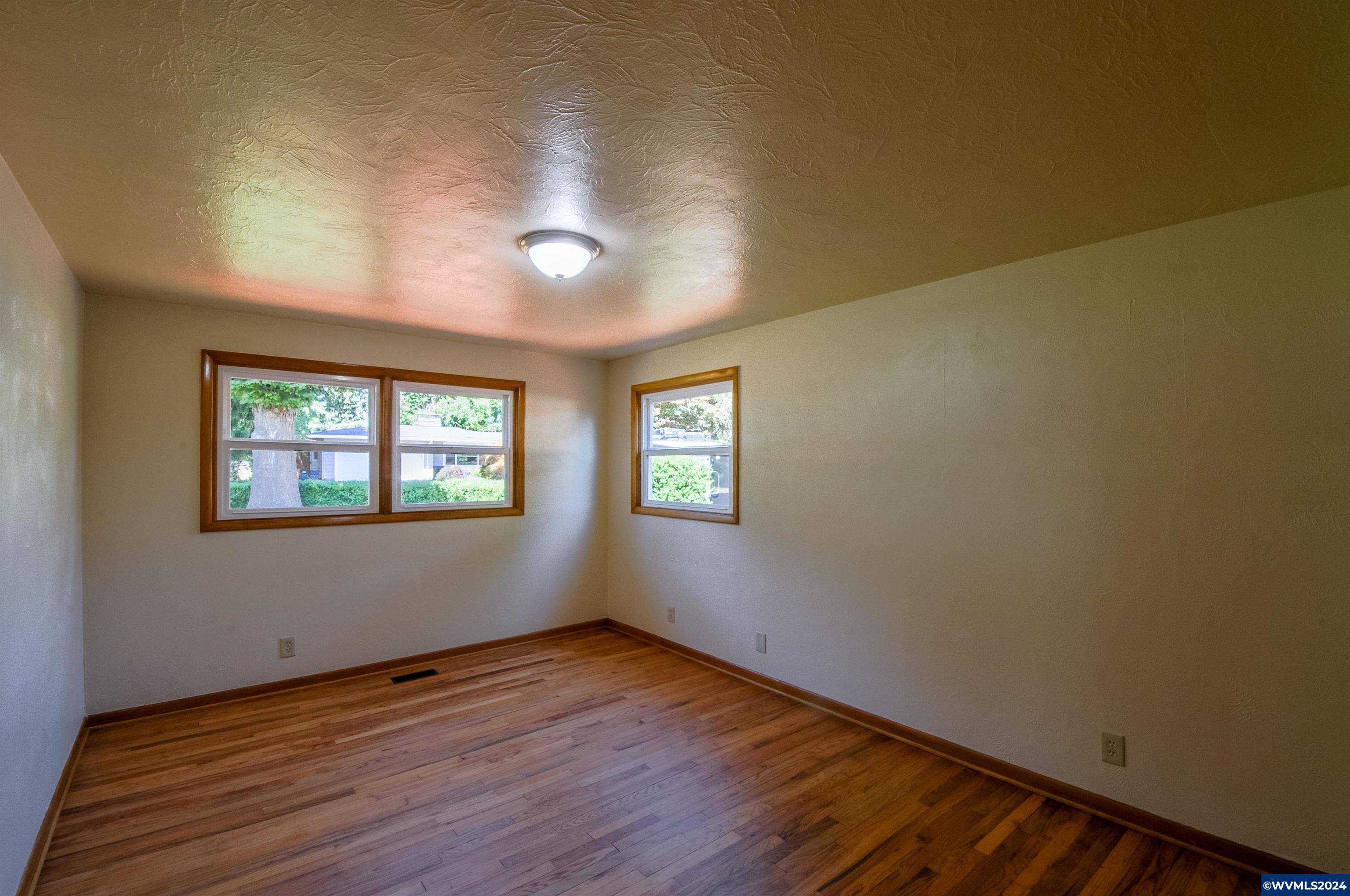 3920 Lone Oak Road Southeast Salem, OR 97302 - Photo 21 of 26 Gallery Image 21