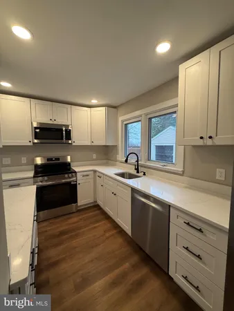 $479,900 | 1420 Pleasant Drive, Feasterville-Trevose, PA 19053