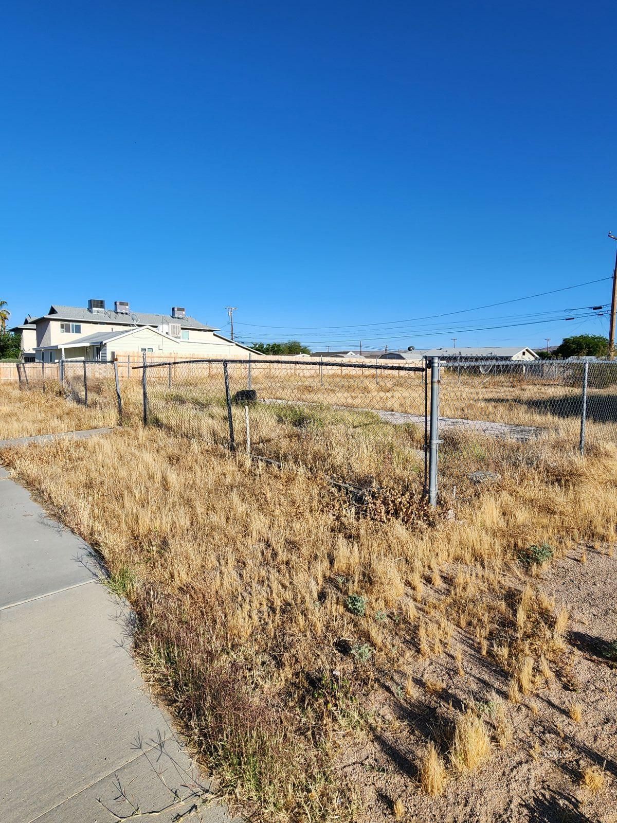 315 West Wilson Avenue Ridgecrest, CA 93555 - Photo 3 of 13