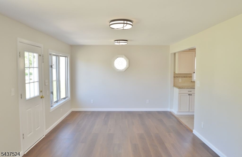 35 Troy Road East Hanover, NJ 07936 - Photo 10 of 20