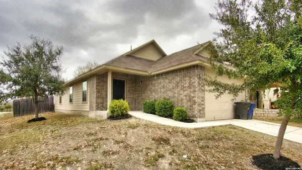 $1,535 | 2135 Bigmouth Hook, San Antonio, TX 78224