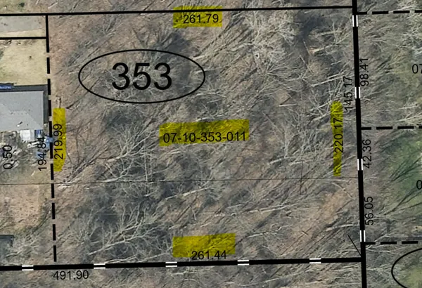 $119,999 | 8480 Rosecrest Court, Utica, MI 48316