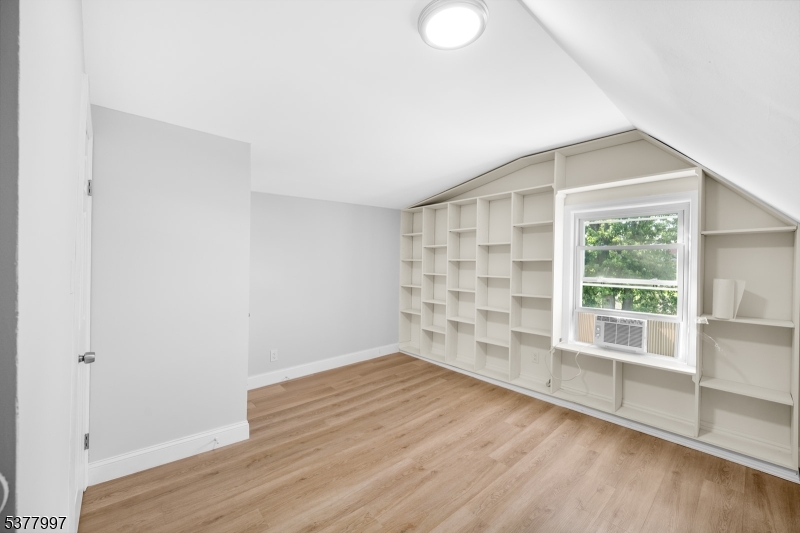 16 New Street, Unit 2 Montclair, NJ 07042 - Photo 14 of 17