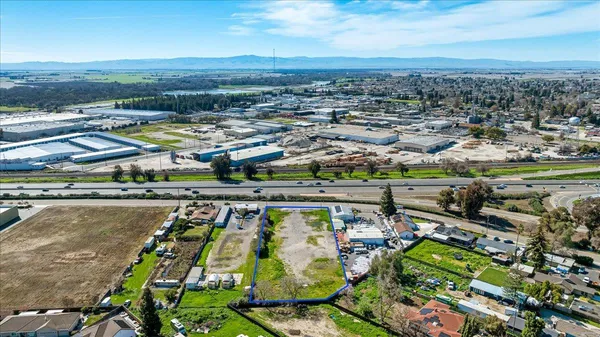 $550,000 | 341 South Parallel Avenue, Ripon, CA 95366