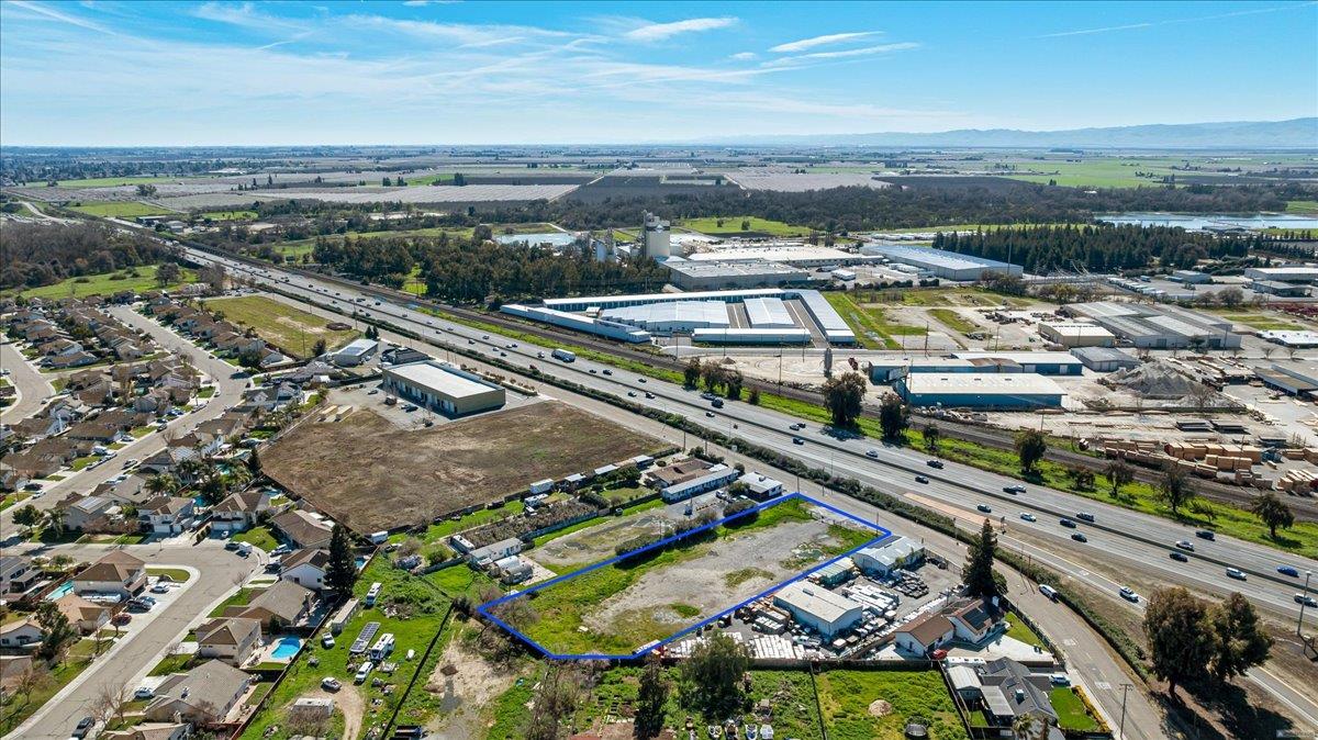 341 South Parallel Avenue Ripon, CA 95366 - Photo 22 of 24