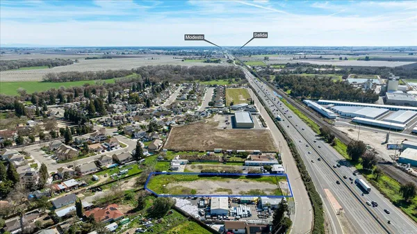 $550,000 | 341 South Parallel Avenue, Ripon, CA 95366