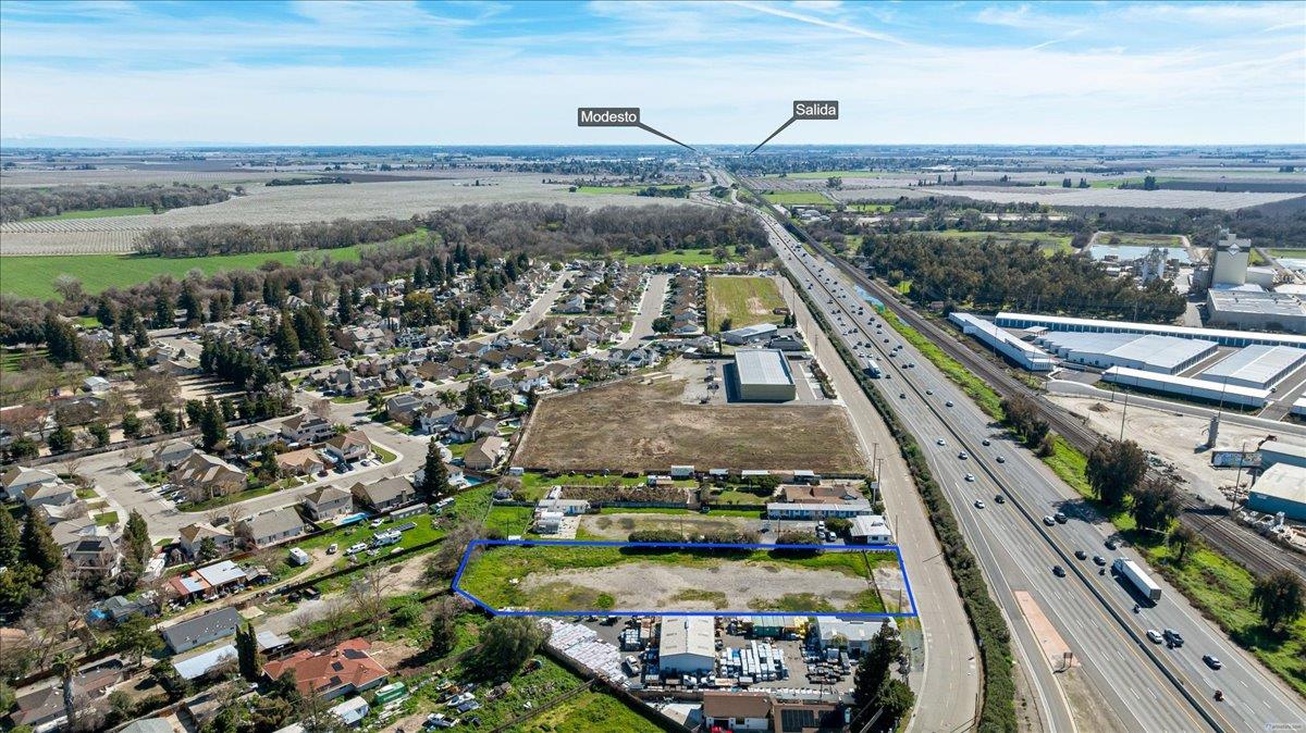 341 South Parallel Avenue Ripon, CA 95366 - Photo 23 of 24